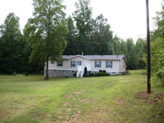 446 Mason Ln, Carnesville, GA 30521-2384