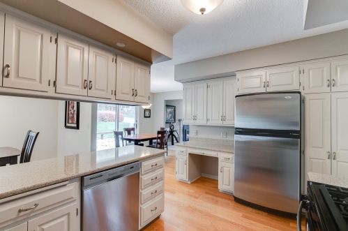 15 Emerson Ave, Saint Paul MN  55118-2126 exterior