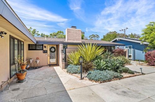 3041 Ruth Elaine Dr, Los Alamitos, CA 90720-2948
