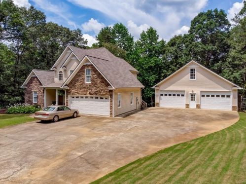 300 Williams Ln, Ball Ground, GA 30107-2236