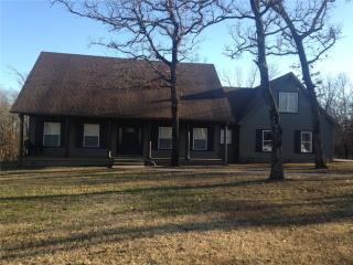 22 Cross Roads Dr, Kansas, OK 74347-9486