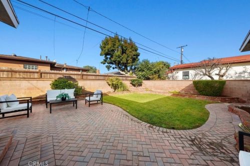 22721 Ladeene Ave, Torrance CA  90505-3440 exterior