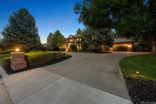 49 Cherry Hl Farm Dr, Englewood CO 80113-7169 exterior