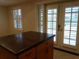 311 Waldburg St, Savannah GA  31401-6331 exterior