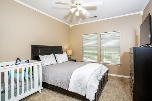 1713 Coyote Rdg, Carrollton TX 75010-3248 exterior