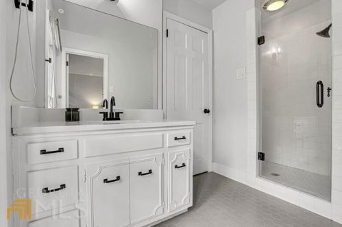 4175 Harrogate Dr, Atlanta GA  30327-3624 exterior