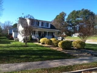 417 Reams Ave, Roxboro, NC 27573-4944