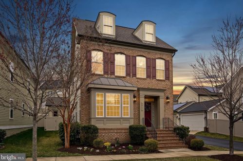 8810 Gunston St, Fulton MD  20759-2308 exterior