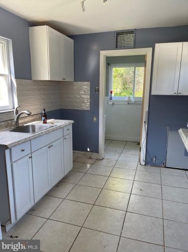 615 Fremont St, Lancaster PA  17603-5556 exterior
