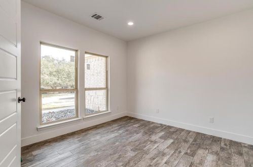 209 Lochness Ln, Fort Worth TX  76126-3212 exterior