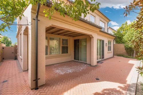 81 Kimbal, Irvine CA  92620 exterior