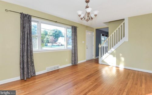 169 Upper Fry Rd, Trenton NJ 08628-2734 exterior