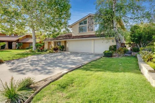 71 Revere St, Upland, CA 91784-1309