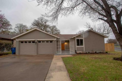 2800 Bushnell Dr, Austin, TX 78745-4704