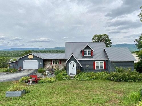 468 Littleton Rd, Carroll, NH 03598-3705