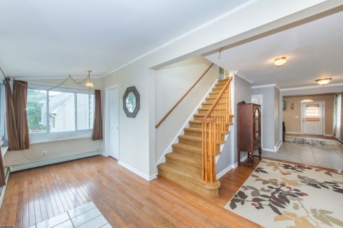 3 Irvington Rd, Parsippany, NJ 07054-3926