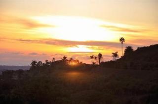 412 Hardell Ln, Vista, CA 92084-6619