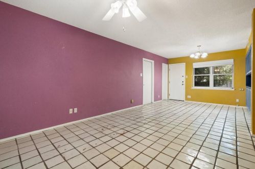 7204 Bucknell Dr, Austin TX  78723-1630 exterior