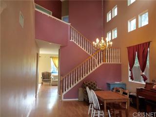 18239 Arminta St, Los Angeles, CA 91335-2003