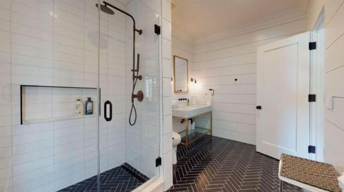 3206 Arden Rd, Atlanta GA  30327-1262 exterior