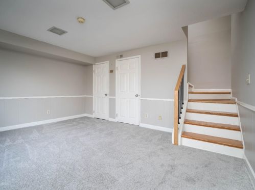 2 Creekwood Ln, Cincinnati OH 45237-1714 exterior