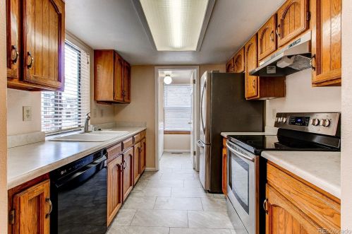 4662 Fraser Cir, Denver, CO 80015-3884