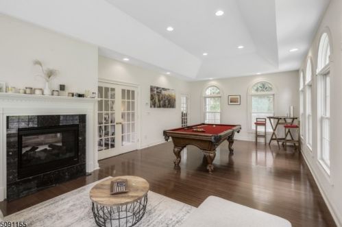 5 Poplar Ct, Dover NJ  07869-2429 exterior