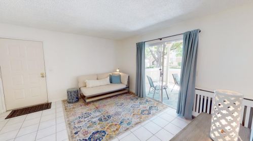 1060 Tekman Dr, San Jose, CA 95122-4209
