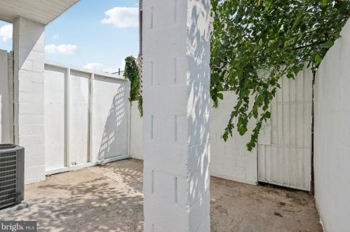 630 Jackson St, Philadelphia PA  19148-3226 exterior