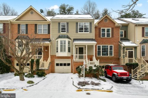 11713 Great Owl Cir, Herndon, VA 20194-1167