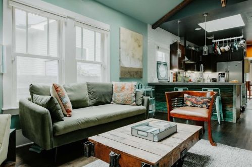 1837 Hosea L Williams Dr, Atlanta GA  30317-2211 exterior