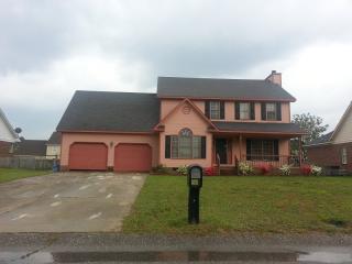 1182 Hallberry Dr, Fayetteville, NC 28314-1824