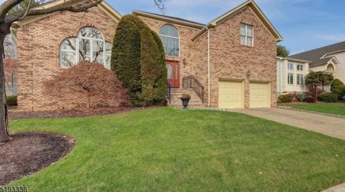 10 Cottonwood Ln, Warren, NJ 07059-2611