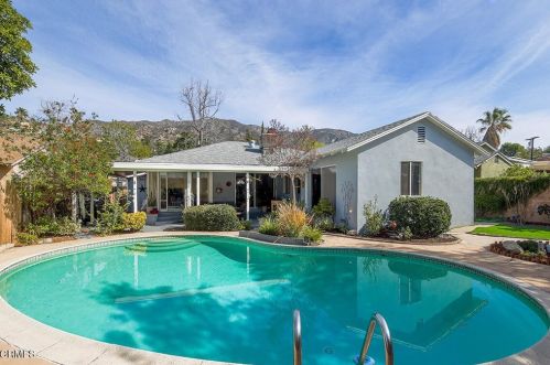 3920 El Caminito, Glendale CA 91214-1027 exterior