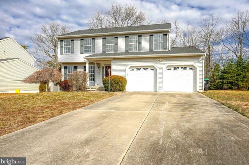 13 Touchstone Ct, Erial, NJ 08081-4705