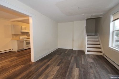 231 Royal Ave, Paterson NJ 07506-1830 exterior