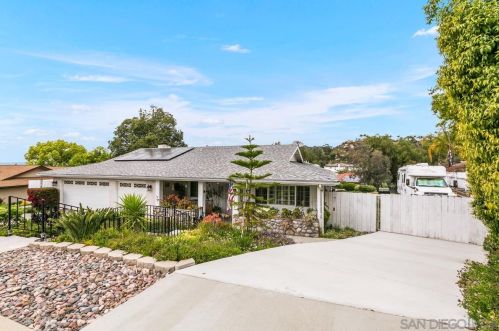 514 Deerhaven St, El Cajon, CA 92019-1222