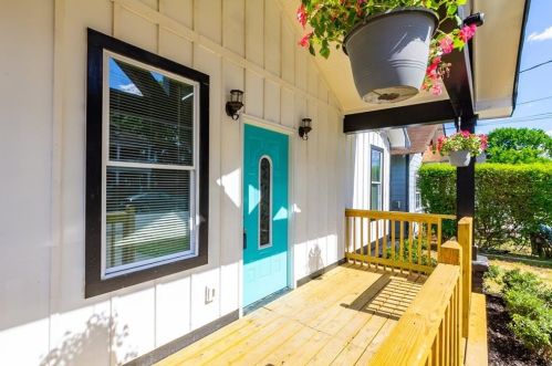718 Ira St, Atlanta GA  30310-2168 exterior