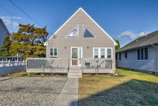 283 19th St, Avalon, NJ 08202-2208