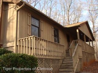 105 Hanover Way, Seneca SC  29672-7579 exterior