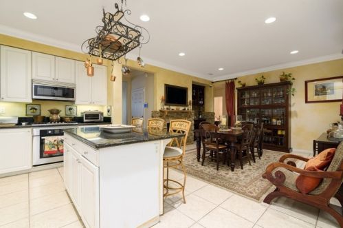 2895 Cinnamon Pl, Anaheim CA  92806-3733 exterior