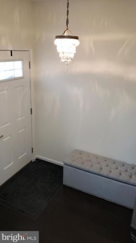 6 Sundance Dr, Trenton NJ 08619-3968 exterior