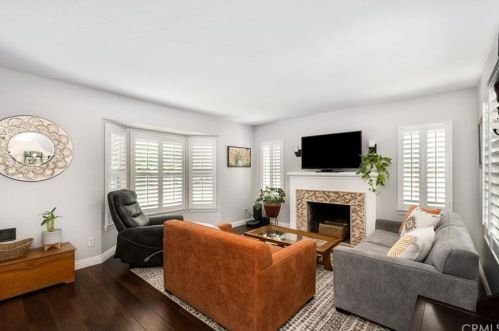 531 Dickel St, Anaheim CA  92805-1808 exterior