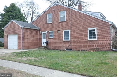 252 Merchant St, Camden NJ  08106-1044 exterior