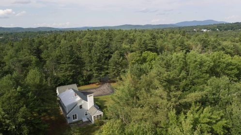 194 Knights Hill Rd, New London, NH 03257-6038
