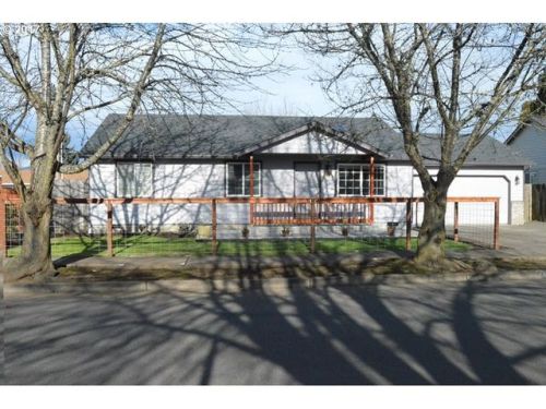 4034 Virginia Ave, Springfield OR  97478-6466 exterior