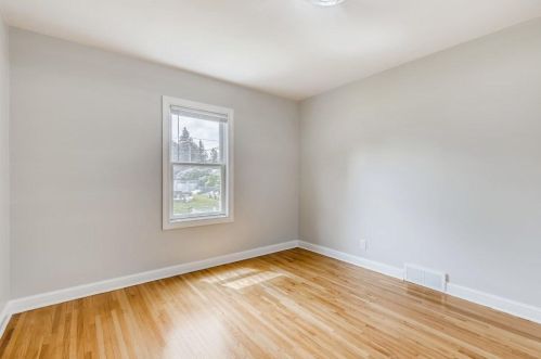 1935 Asbury St, Saint Paul MN  55113-5818 exterior