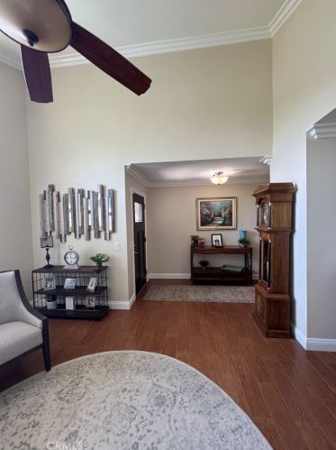 1647 Winston Way, Upland, CA 91784-2043