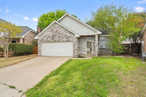 1518 Shalain Dr, Garland TX  75040-4367 exterior