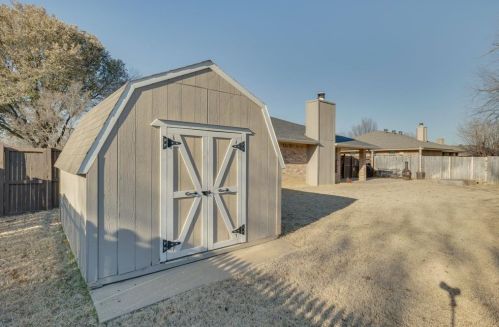 6824 Ridgetop Rd, Fort Worth TX  76182-3331 exterior